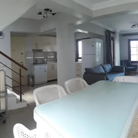 Cheerful 3 Bedroom Hébergement de vacances Milas