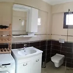 Cheerful 3 Bedroom