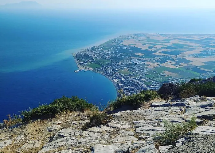 Cheerful 3 Bedroom Prázdninový dům *